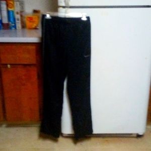 Nike Boys Sweat bottoms!